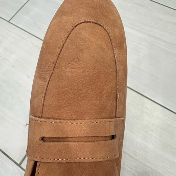 Arche Women’s Tan Loafers - Picture 6 of 11